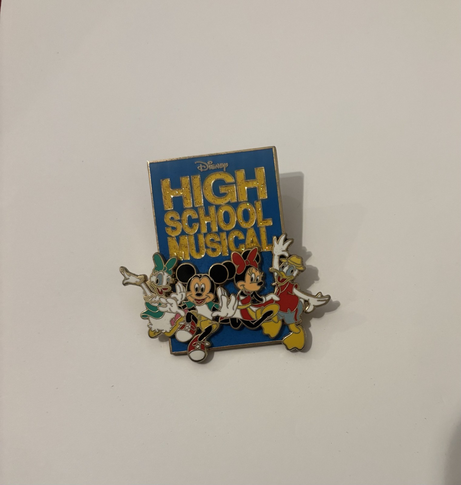 Disney Pin 2008 High School Musical Mickey Minnie Donald , Mickey And Friends 