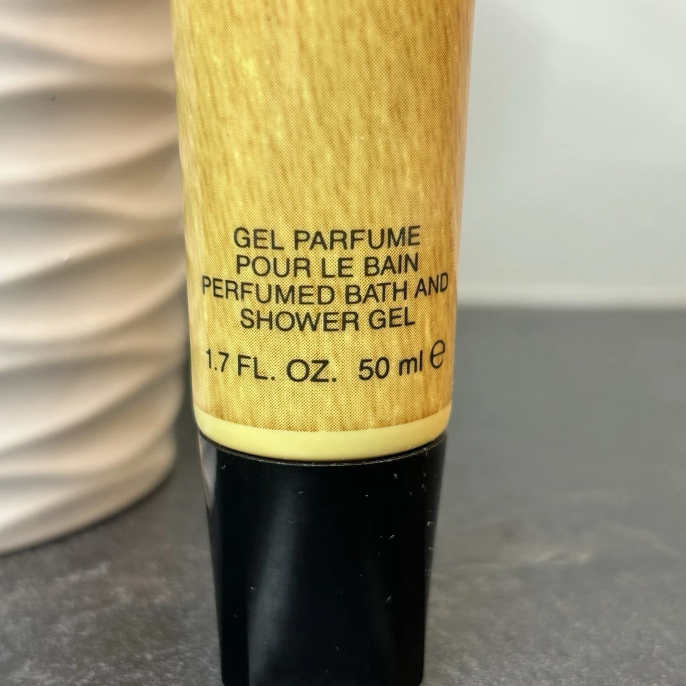 NUEVO Gel de baño y ducha perfumado Fendi vintage 1,7 OZ tamaño de viaje RETIRADO Foto 2 de 4