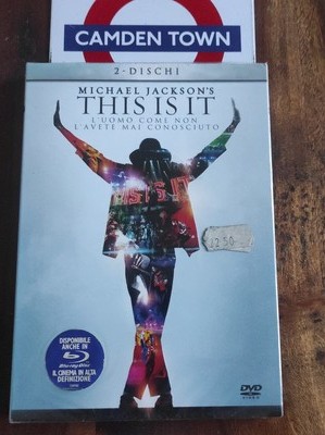 Michael Jackson's This Is It Italian Version Slip Case (No Edicola) 2X DVD Neu