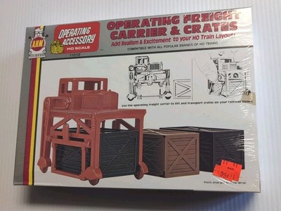 AHM HO Scale Operating Freight Carrier & Crates Kit No. 11010  Sealed