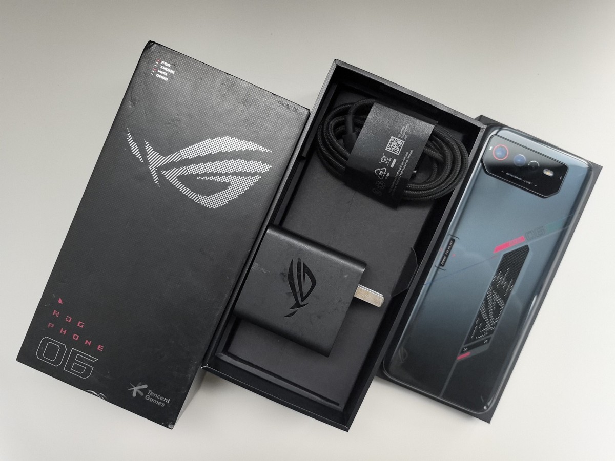 ASUS ROG Phone 6 - 512 GB - Phantom Black (Unlocked) for sale