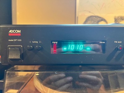 Adcom GFT 555 Tuner in original box with manual