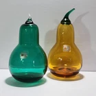 🔥2 Blenko Glass Pears #9351 ~   Emerald w/Crystal Stem & Topaz w/Emerald Stem