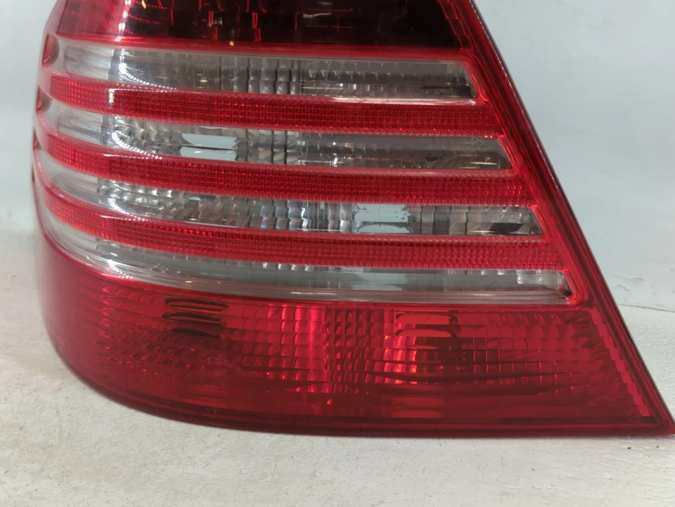 Оригинальный левый задний фонарь для Mercedes-Benz S500 2003–2006 годов выпуска YM00D - Изображение 2 из 4