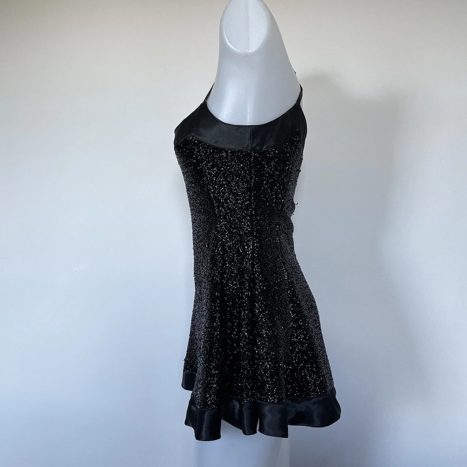 UNDERCOVER Mini abito vintage anni '80 VICTORIA'S SECRET nero metallo metallizzato metallo slip LBD NYE y2k P S