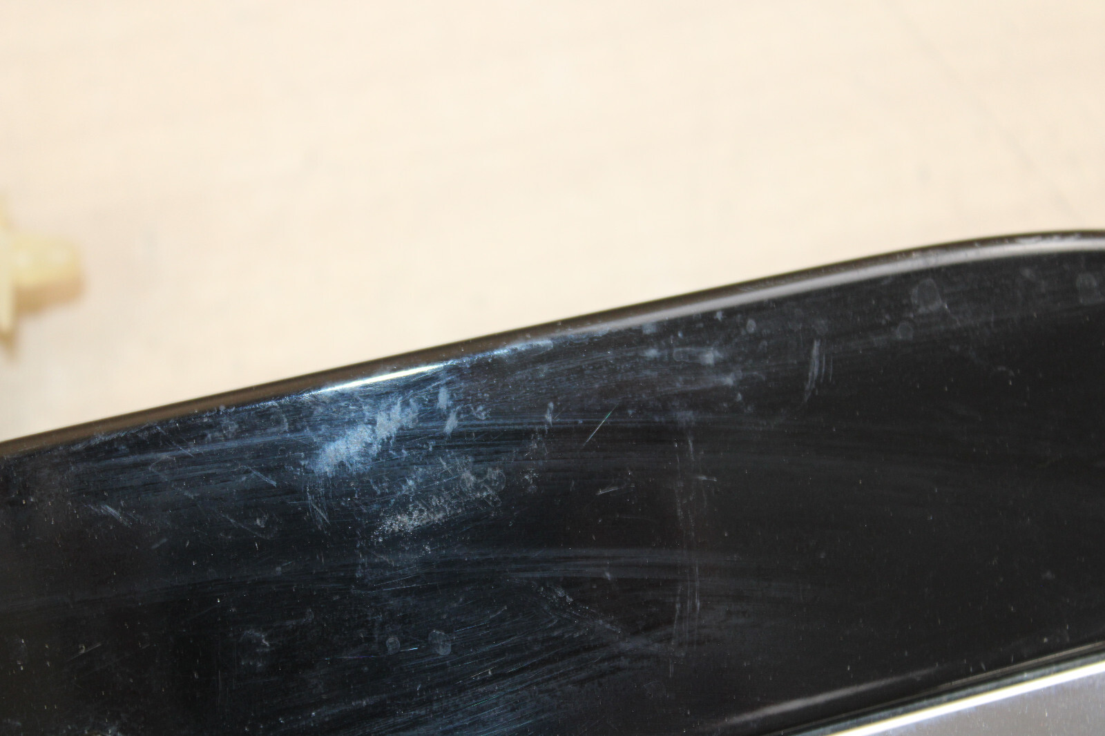 14-22 MASERATI GHIBLI DECKLID TRUNK LID MOLDING + CAMERA EXCELLENT BLACK OEM