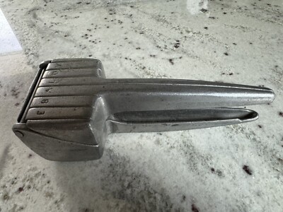 VTG Handheld EBALOY Pat Pend Cast Rectangular Aluminum Metal Ice Crusher Juicer