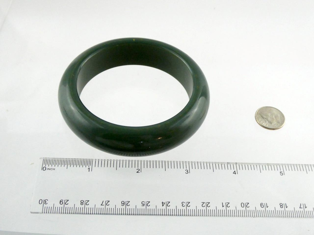 Vintage Thick Solid Green Bakelite Bangle Bracelet - image 3