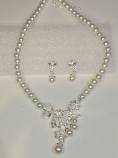Exquisite Faux Pearl Necklace  Earring Set Silver Plated Luxury Bridal Gift