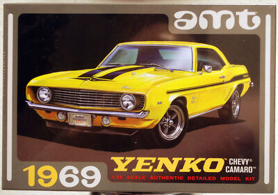 AMT 1093 1969 Chevrolet Camaro Yenko 1:25