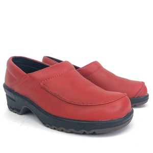 red sanita clogs