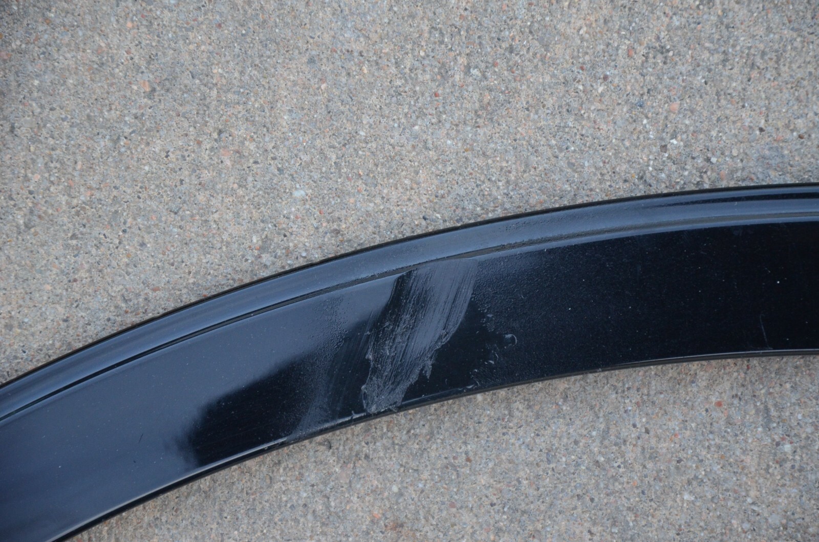 2015-2022 BENTLEY BENTAYGA WHEEL ARCH FLARE TRIM RIGHT REAR DOOR 36A 854 820 OEM