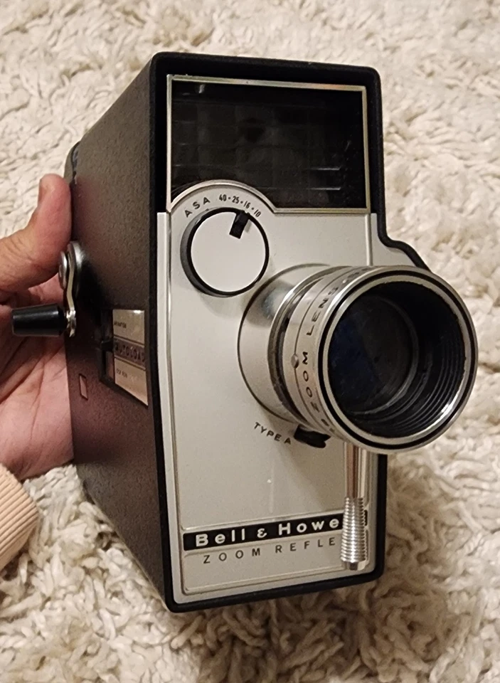 Cámara de película Bell & Howell Zoom Reflex carga automática 8 mm modelo 315 con caja y manuales Foto 2 de 4