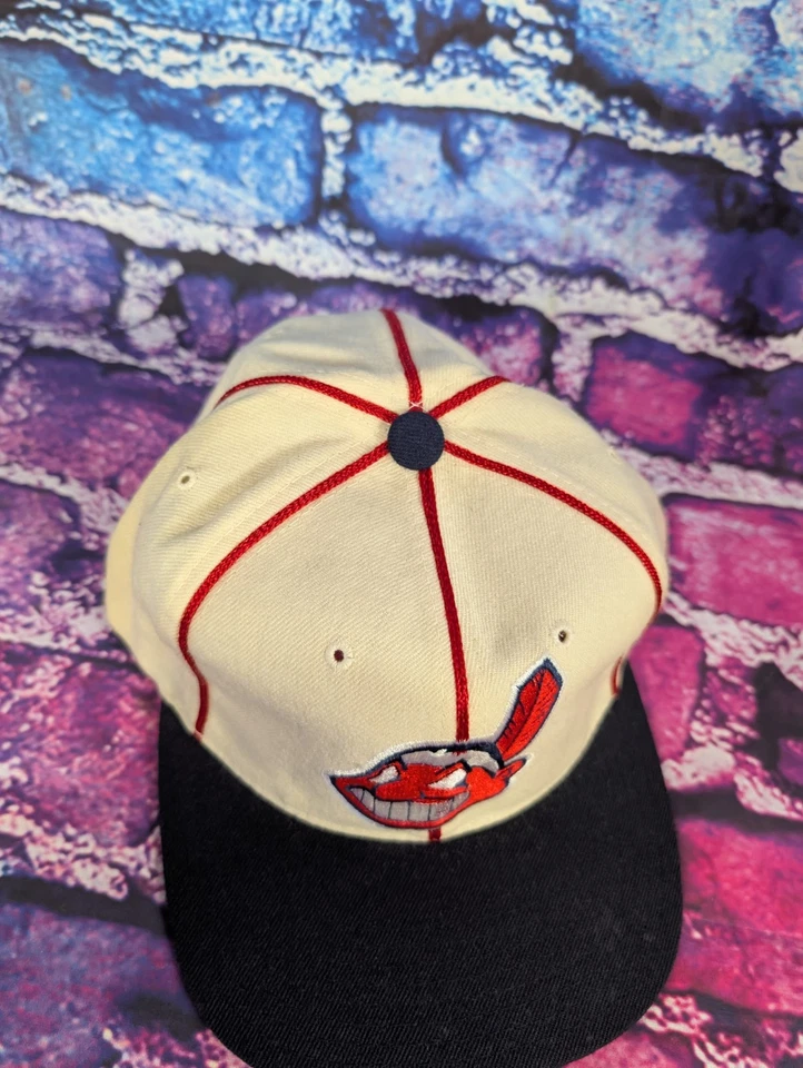 老式美国针线克利夫兰印第安人帽平沿帽美国职棒大联盟条纹帽瓦胡 — 第 2/4 张图片