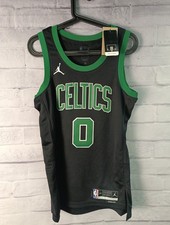 Ultimate Boston Celtics Collector and Super Fan Gift Guide 44