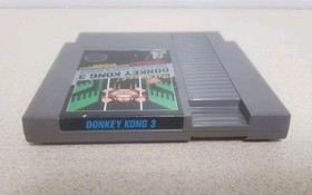 Donkey Kong 3 Nintendo NES 5 Screw + Manual - Authentic