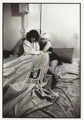 Postcard Roberta Bayley, Phototographer ''Joey Roman & Debbie Harry, NY'' 1977 MNT