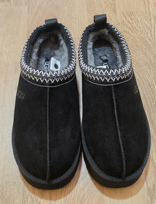 UGG Tasman Damen  Slipper Wildleder schwarz gefüttert EU 39