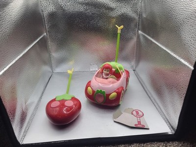 2009 Strawberry Shortcake Action Figure 6'' Remote Radio Control Car As Found