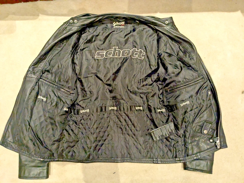 Schott Cafe Racer Leather Jacket Size M Excellent Condition. - Image 3 of 4