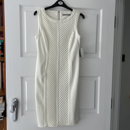 White Glamorous Dress Size 10 With Gold Zip