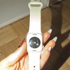 Apple Watch Series SE 40 mm Silber Alu, weißes Silikonarmband, Touch, defekt