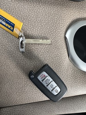 ORIGINAL HYUNDAI 09-15 OEM SMART KEY LESS ENTRY REMOTE FOB CAR Sonata US 39A