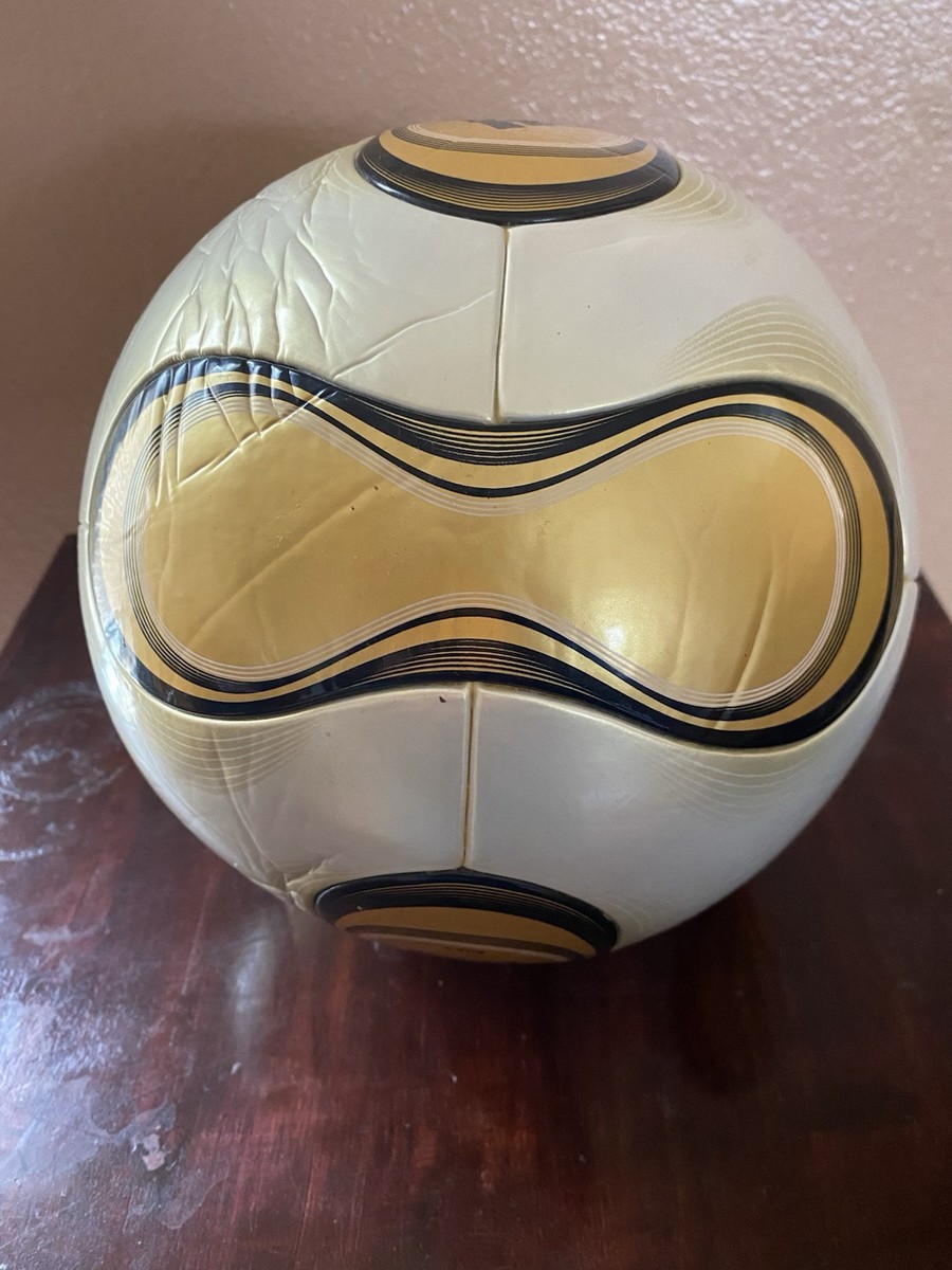 ADIDAS TEAMGEIST WORLD CUP GERMANY2006 OFFICIAL MATCH BALL