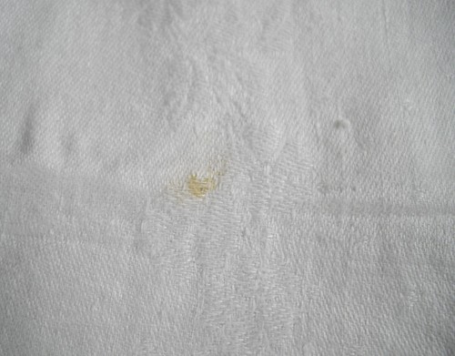 Vintage White Brocade Pattern Table Cloth ~ 63" x 100" - Picture 8 of 12