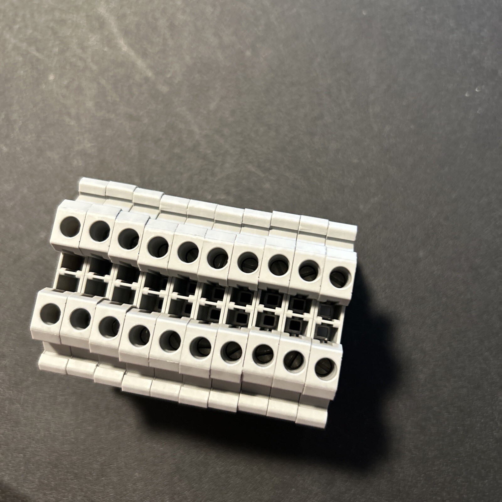 Phoenix Contact UT 4 Feed-Through Wire Terminal Block 3044102 LOT OF 10 New