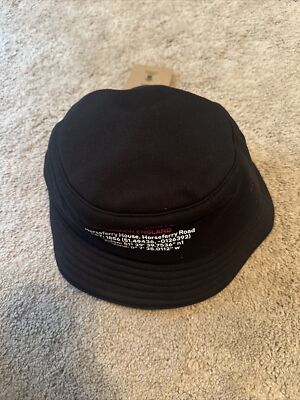 $390 New Authentic Burberry Limited Ed Printed Bucket Hat  display picture 3