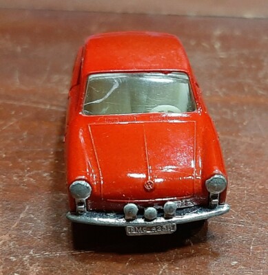 Lesney VW Volkswagen 1600 TL Matchbox Series No. 67 (A) 1:64 red