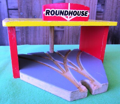 brio engine shed roundhouse