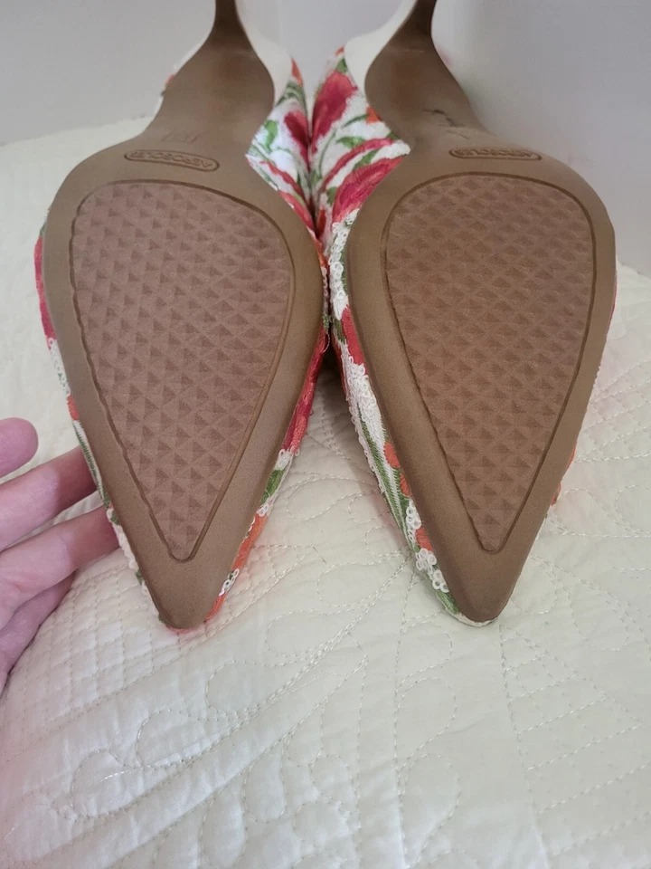 Zapatos para mujer Aerosoles Drama Club blancos florales bordados lentejuelas talla 10,5 M Foto 4 de 4