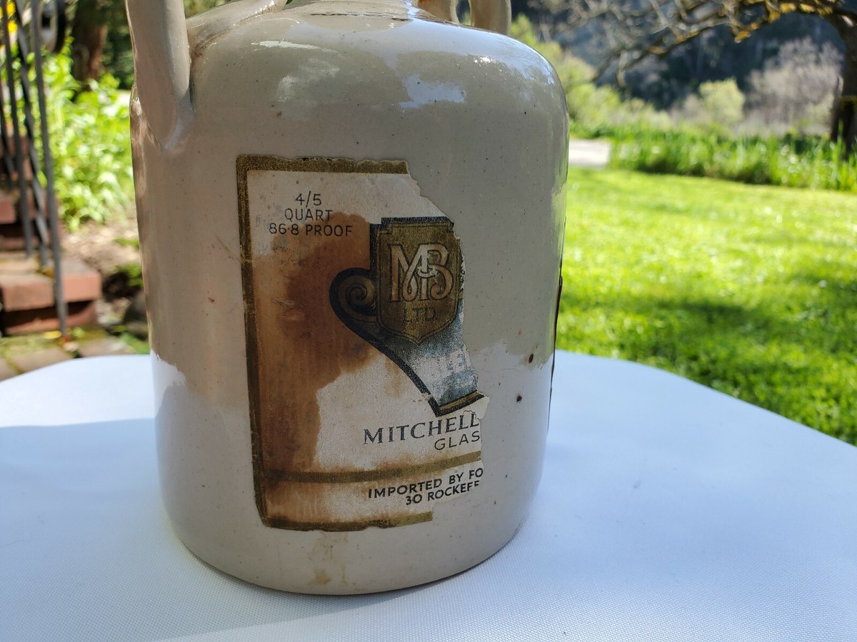 Vintage 4/5 Quart Heather Dew Blended Scotch Whisky Bottle