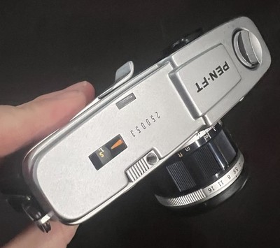 Olympus Pen FT G.Zuiko Auto-S 40mm f1.4 W/ Case - Excellent