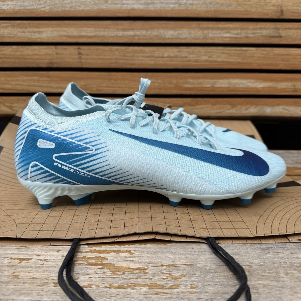 Nike Vapor 16 Pro HG ホワイト/ブルー Nike Mens 11.5 Mercurial Vapor 16 Pro FG Low-Top Soccer