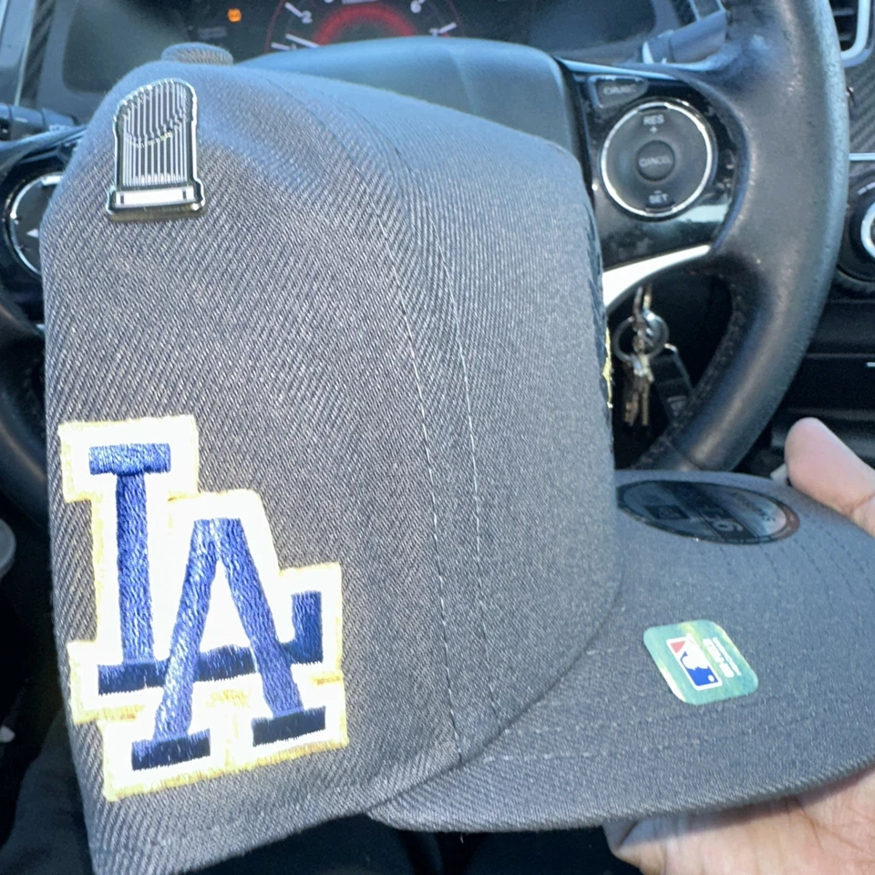 🏆 LA Dodgers 2025 Serie Mundial Champions Parade New Era 9FIFTY Sombrero con PIN 🏆 Foto 3 de 4