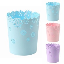 Mini Blue Wastebasket Trash Can 1.8 Gallons Flower Shape Plastic Lidless