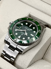 2018 Rolex Submariner “Hulk” 40mm 116610LV Green Dial 7