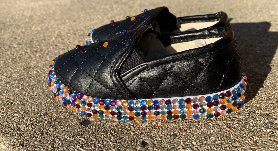 Zapatos sin cordones personalizados hechos a mano con pedrería para niñas pequeñas talla 5/6 Foto 4 de 4