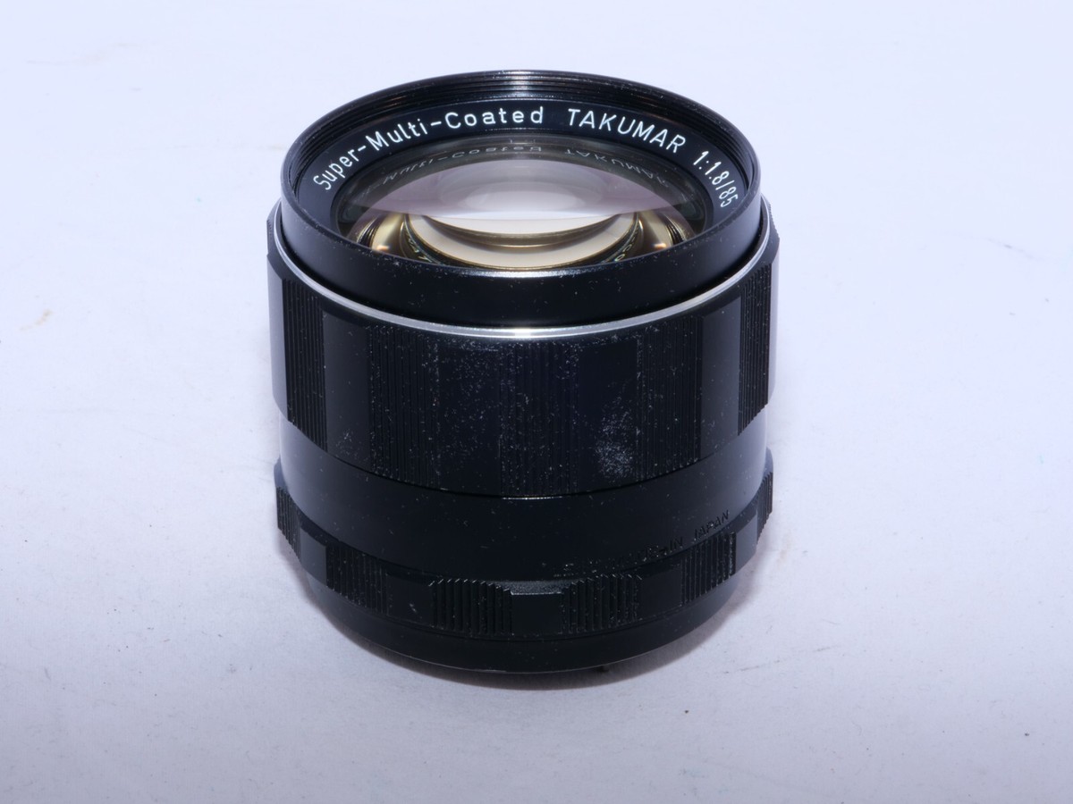 Pentax SMC Takumar 85mm f1.8 lens. M42. Hood. Filter. Caps Pentax SMC Takumar 85mm f1.8 lens. M42. Hood. Filter. Caps