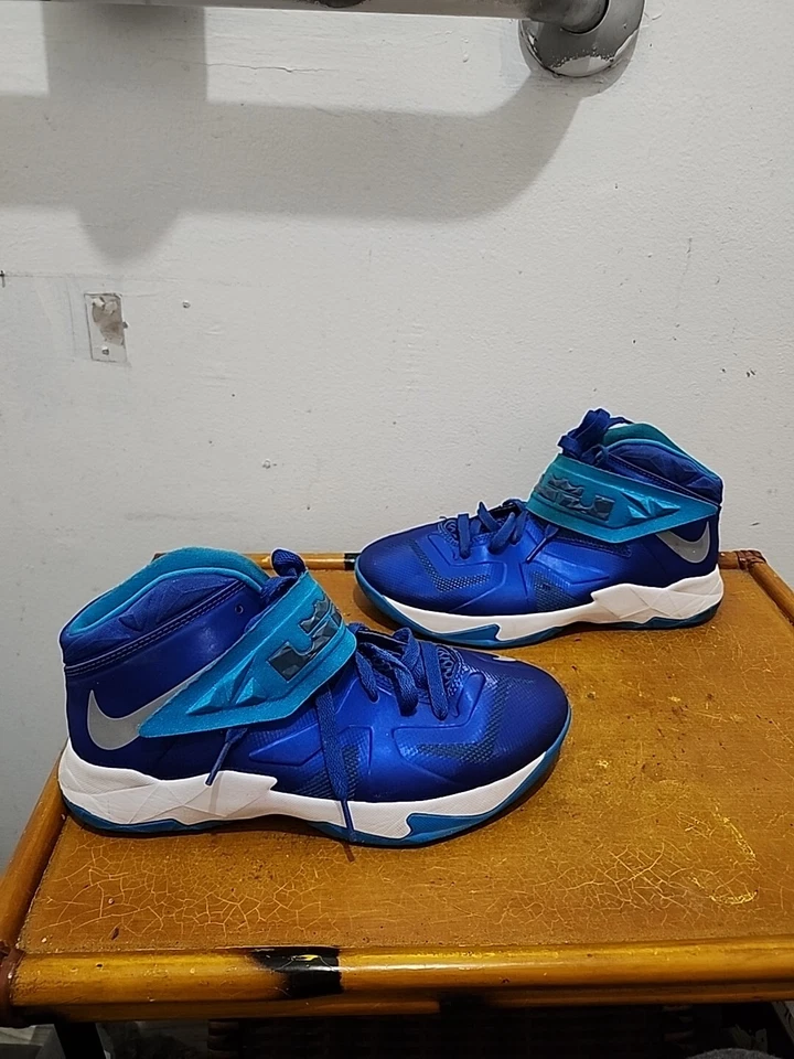 Nuevo Nike Air Zoom Soldier VII TB Azul Plata Real EE. UU. Talla 6.5 Y LeBron James Foto 2 de 4