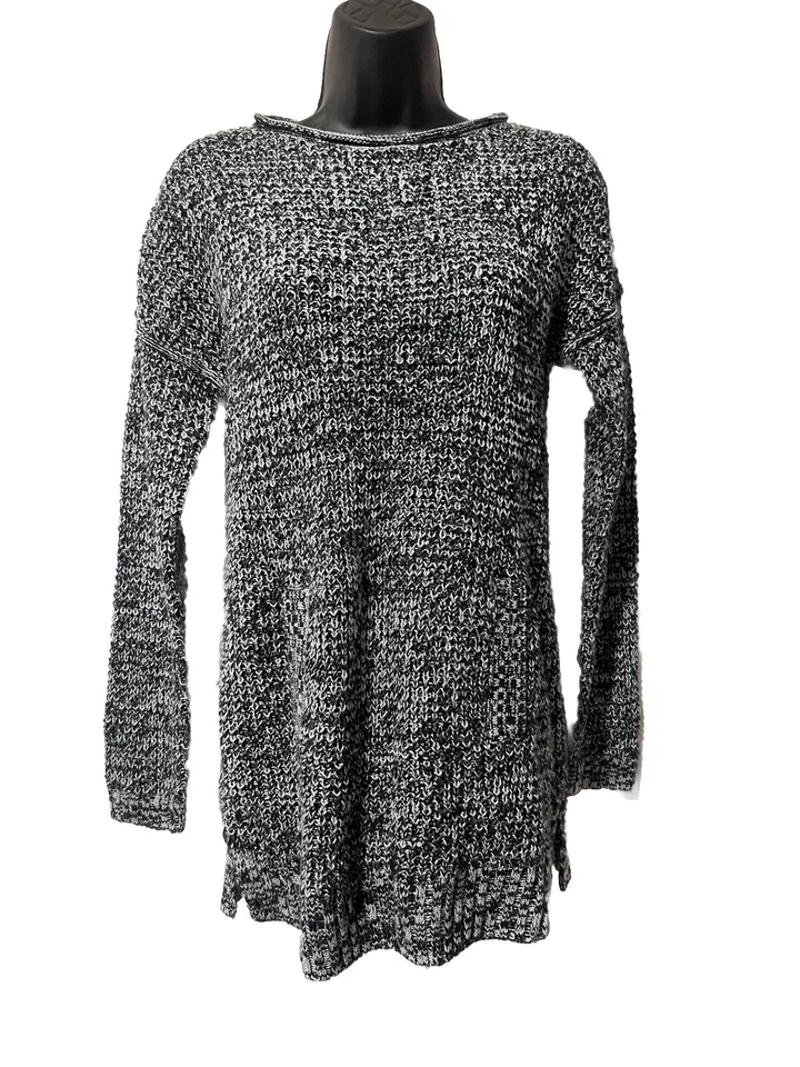 Sweater Shirt Daisy Fuentes Top Medium Salt Pepper Women Clothing - Image 4 of 4