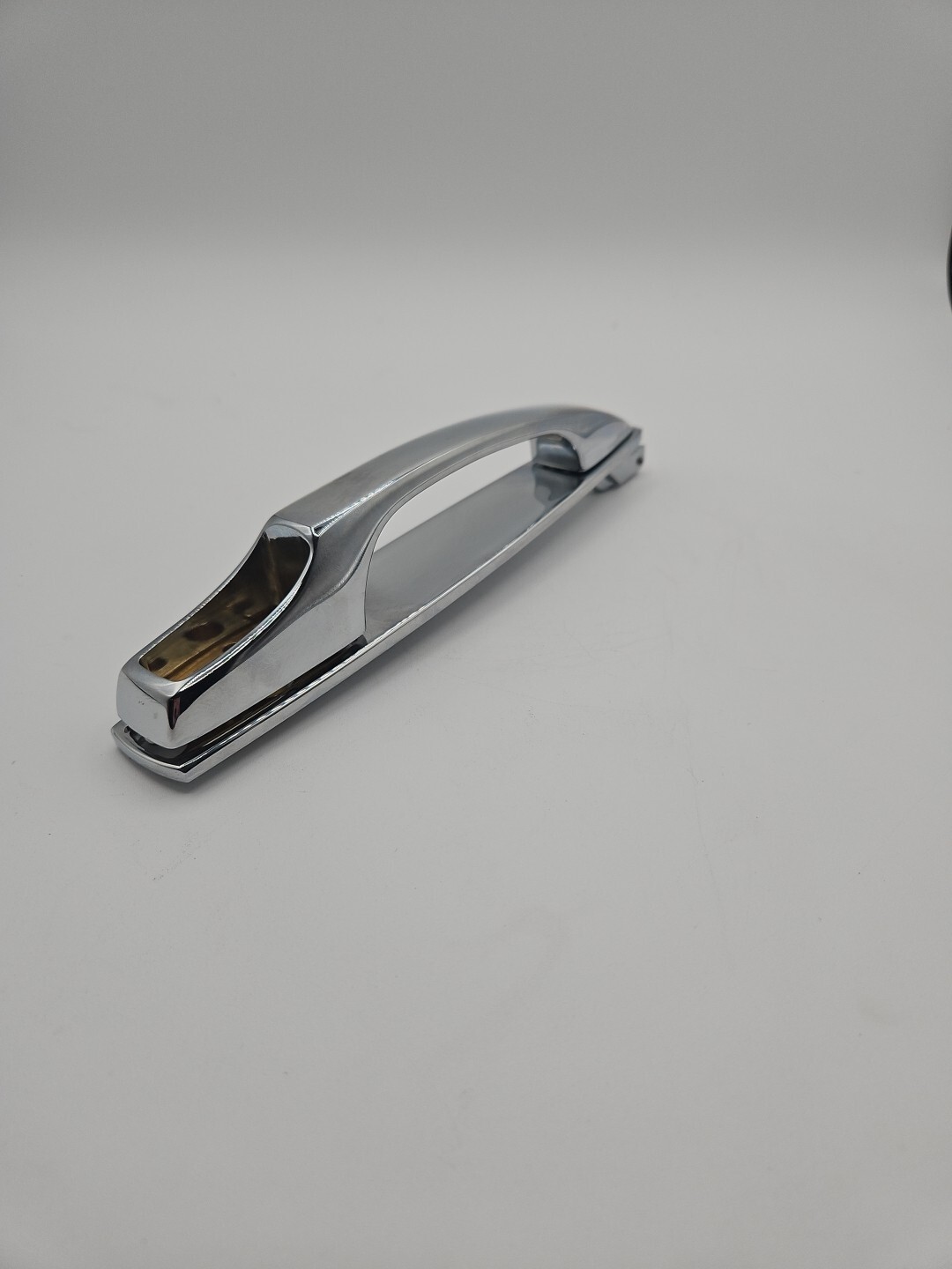 BENTLEY & ROLLS ROYCE FRONT DOOR HANDLE ASSEMBLY (UB80568)