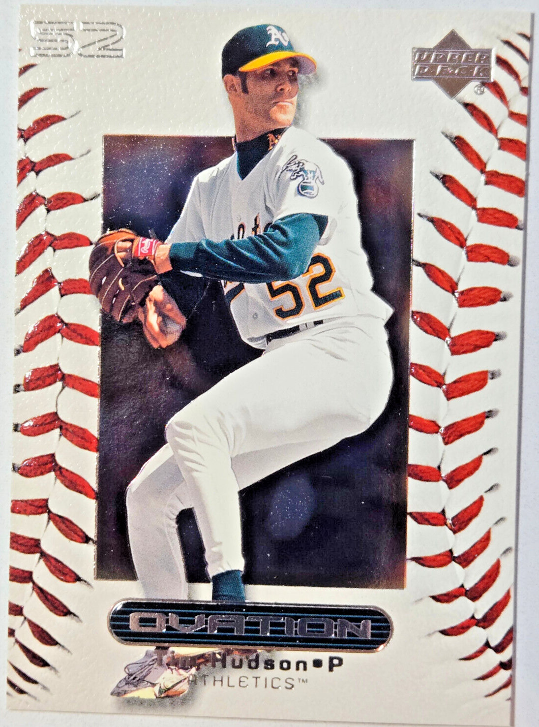 2000 Upper Deck Ovation #7, Tim Hudson, Oakland Athletics - Embossed