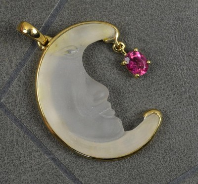 Seltener Mann im Mond Chalzedon und Turmalin 9 kt Gold Halbmond Anhänger Ltd 30