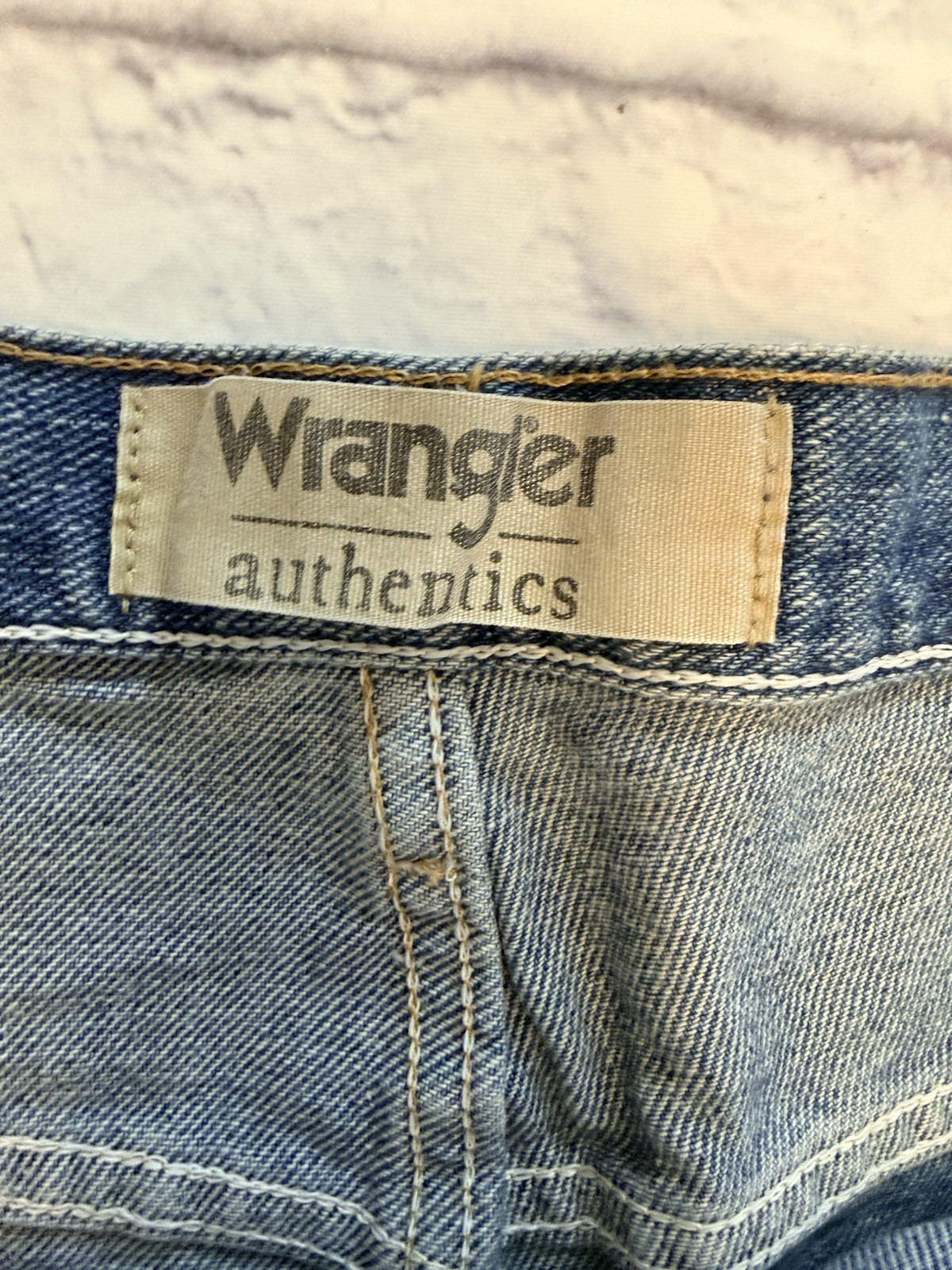 Wrangler Authentic Men’s Size 46 Denim Blue Jean 10” Inseam Shorts, NWT image 6