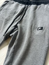 Nike Jogger Sweatpants Gray Youth Size Medium