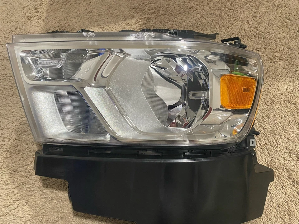 68316081AJ Conjunto de faros delanteros izquierdos 19-24 Dodge Ram 1500 OEM NUEVO MOPAR Foto 2 de 4